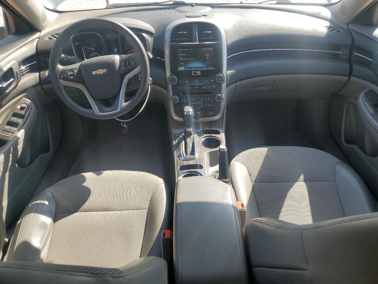 2015 Chevrolet Malibu - Image 8