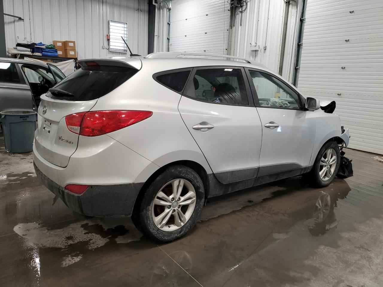 2012 Hyundai Tucson - Image 3