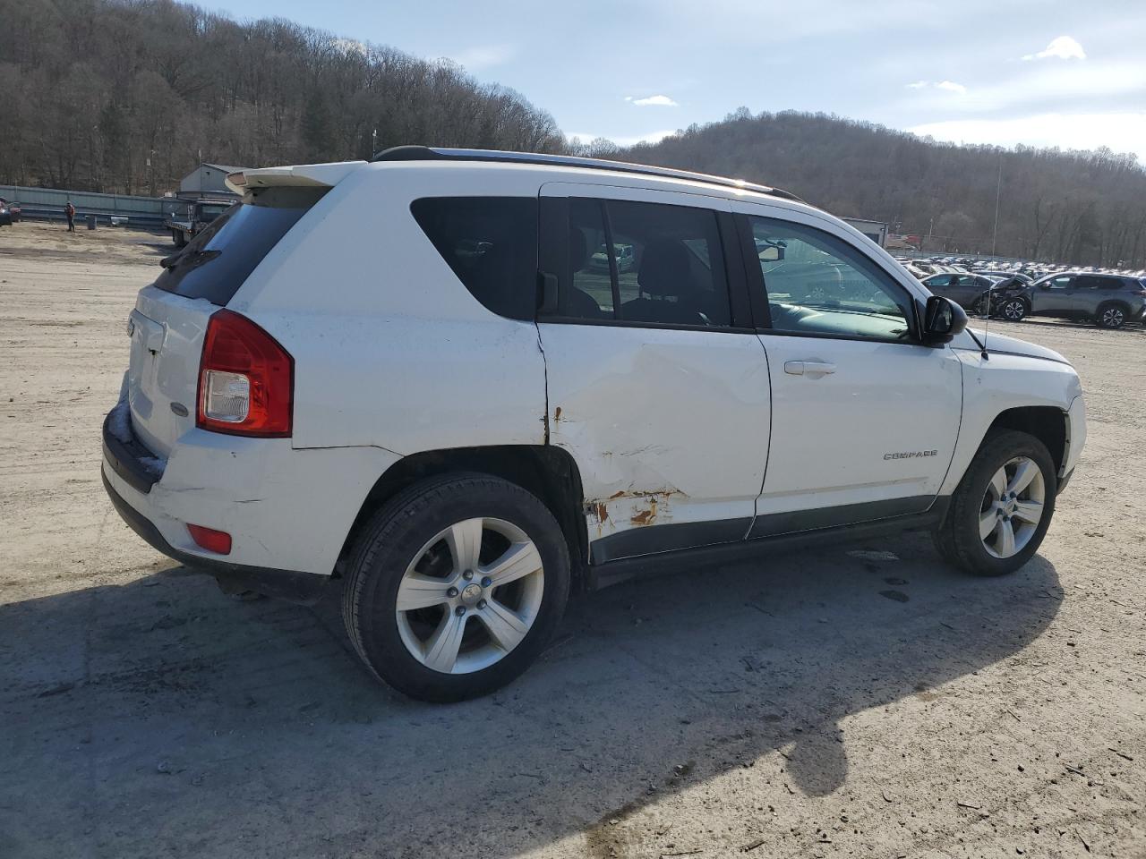 2011 Jeep Compass - Image 3