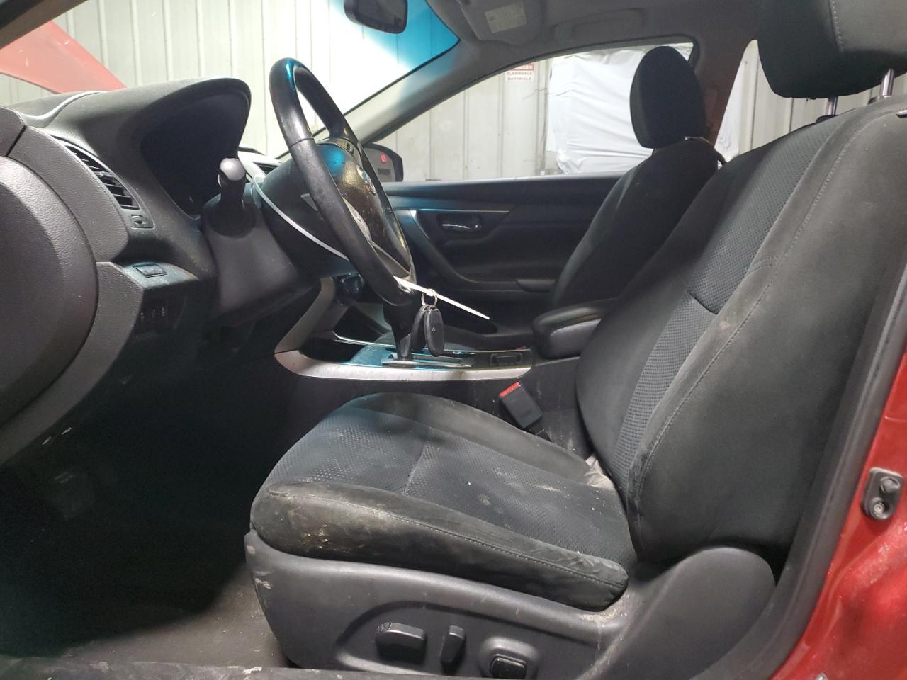 2015 Nissan Altima - Image 7