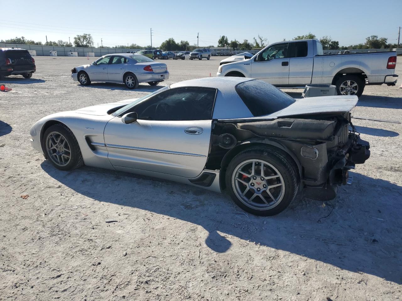 2001 Chevrolet Corvette - Image 2