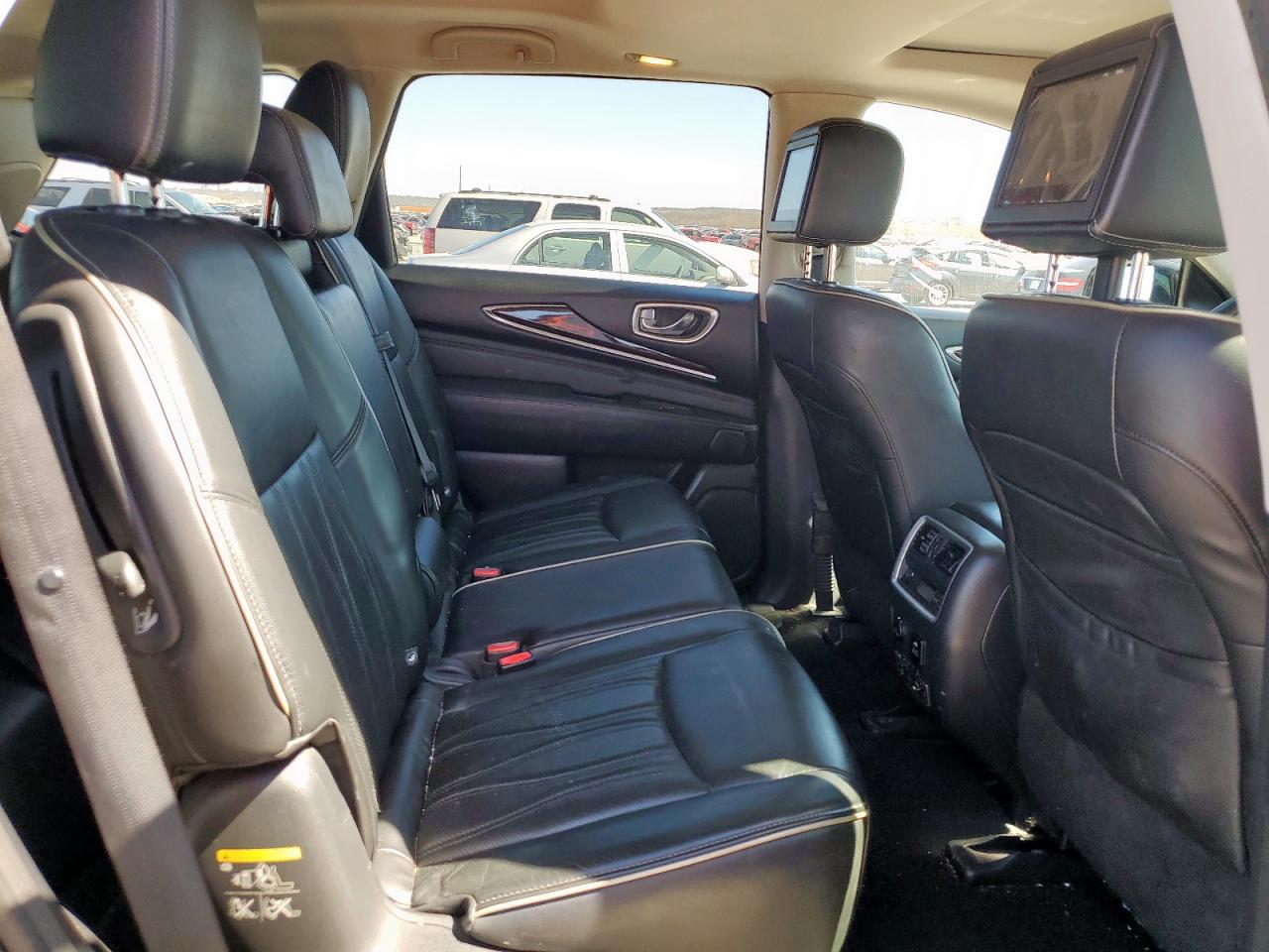 2017 Infiniti QX60 - Image 11