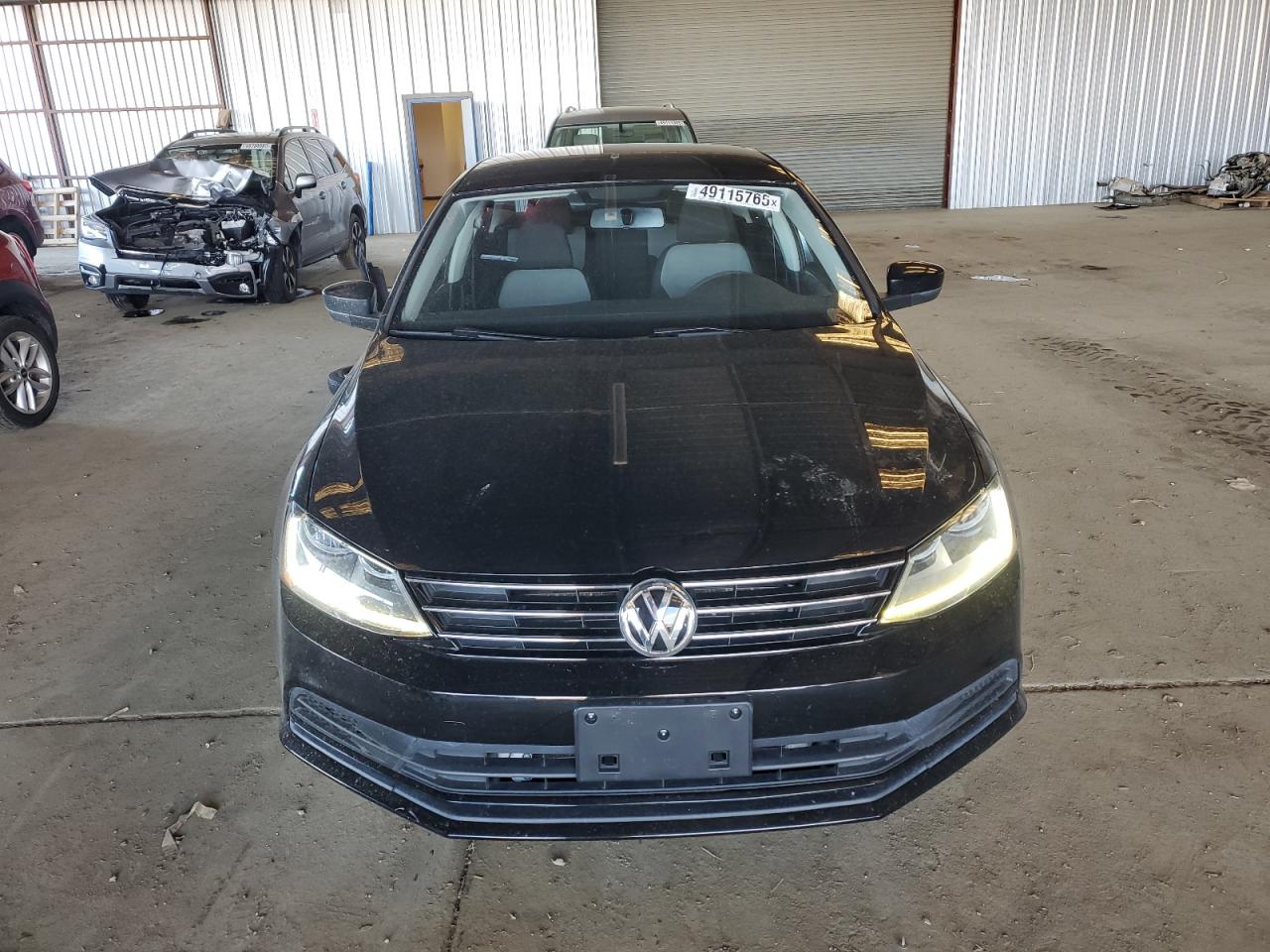2017 Volkswagen Jetta - Image 5