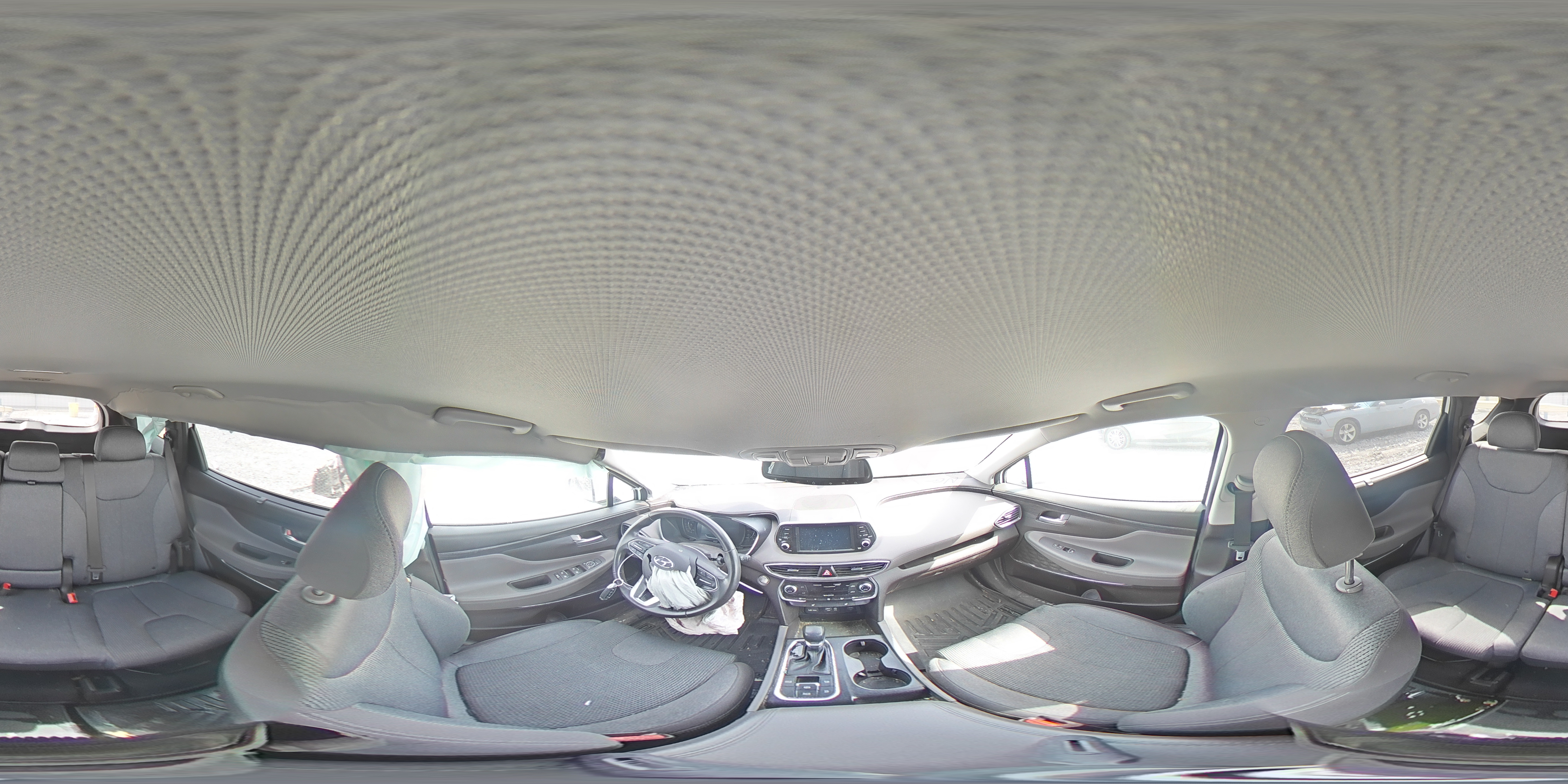 2019 Hyundai Santa Fe - Image 13
