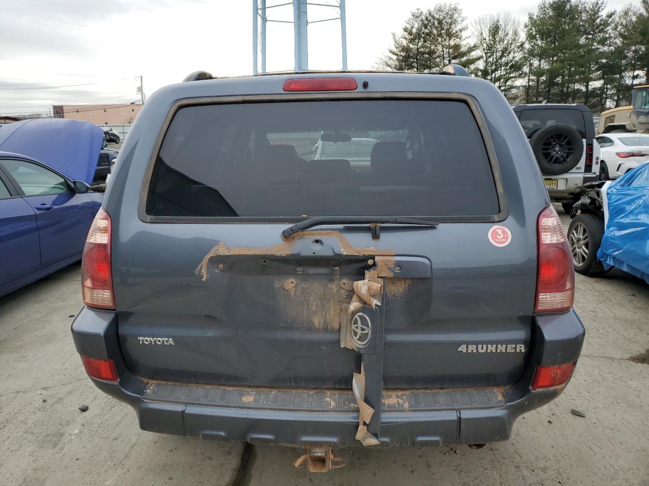 2005 Toyota 4Runner - Image 6