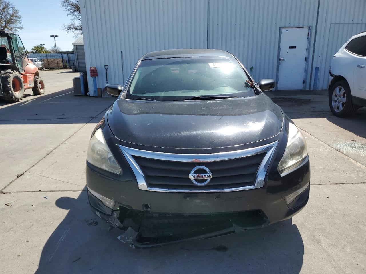 2014 Nissan Altima - Image 5