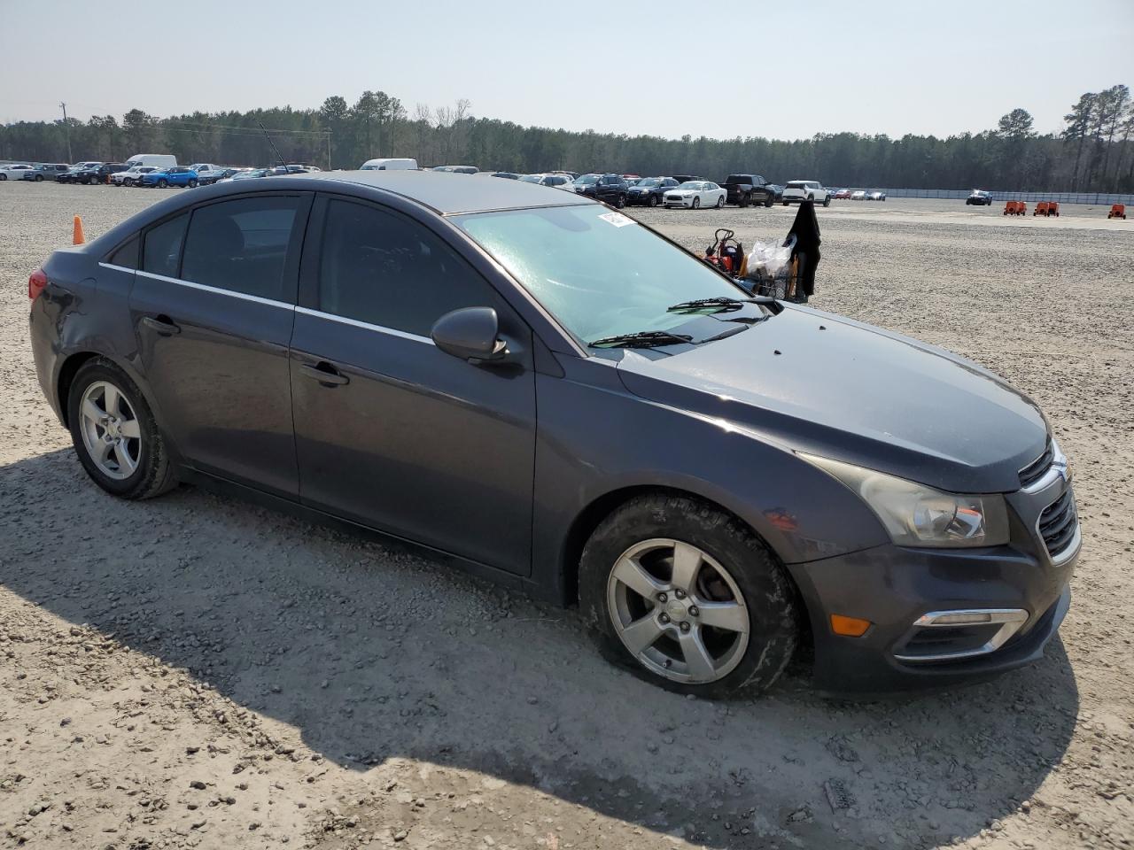 2015 Chevrolet Cruze - Image 4