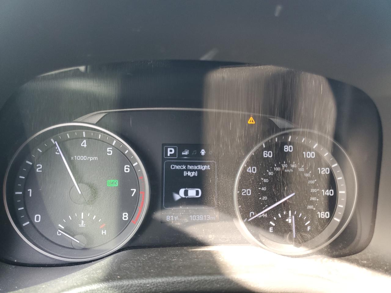 2018 Hyundai Elantra - Image 9