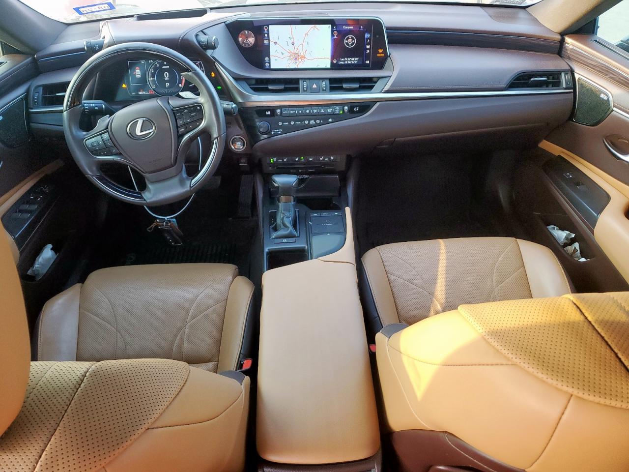 2019 Lexus ES - Image 8