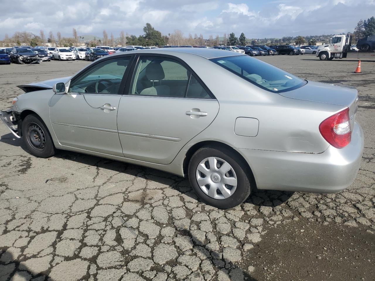 2004 Toyota Camry - Image 2