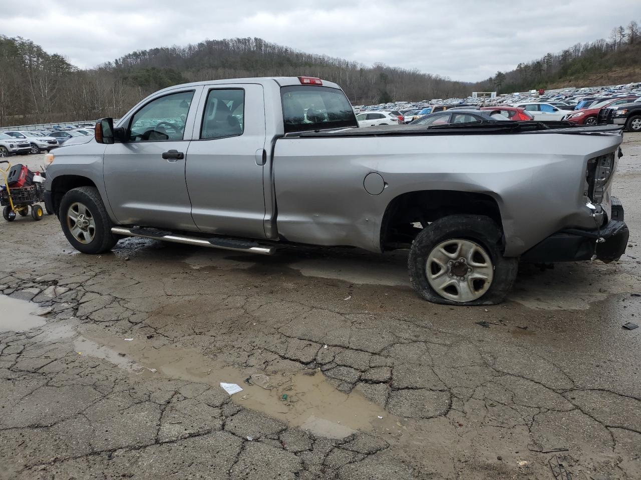 2015 Toyota Tundra - Image 2