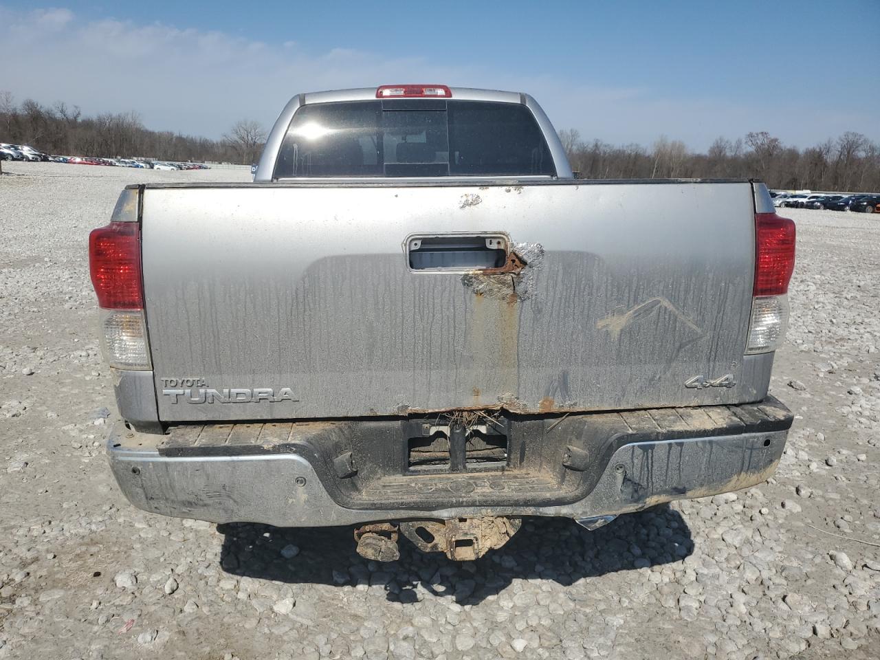 2010 Toyota Tundra - Image 6