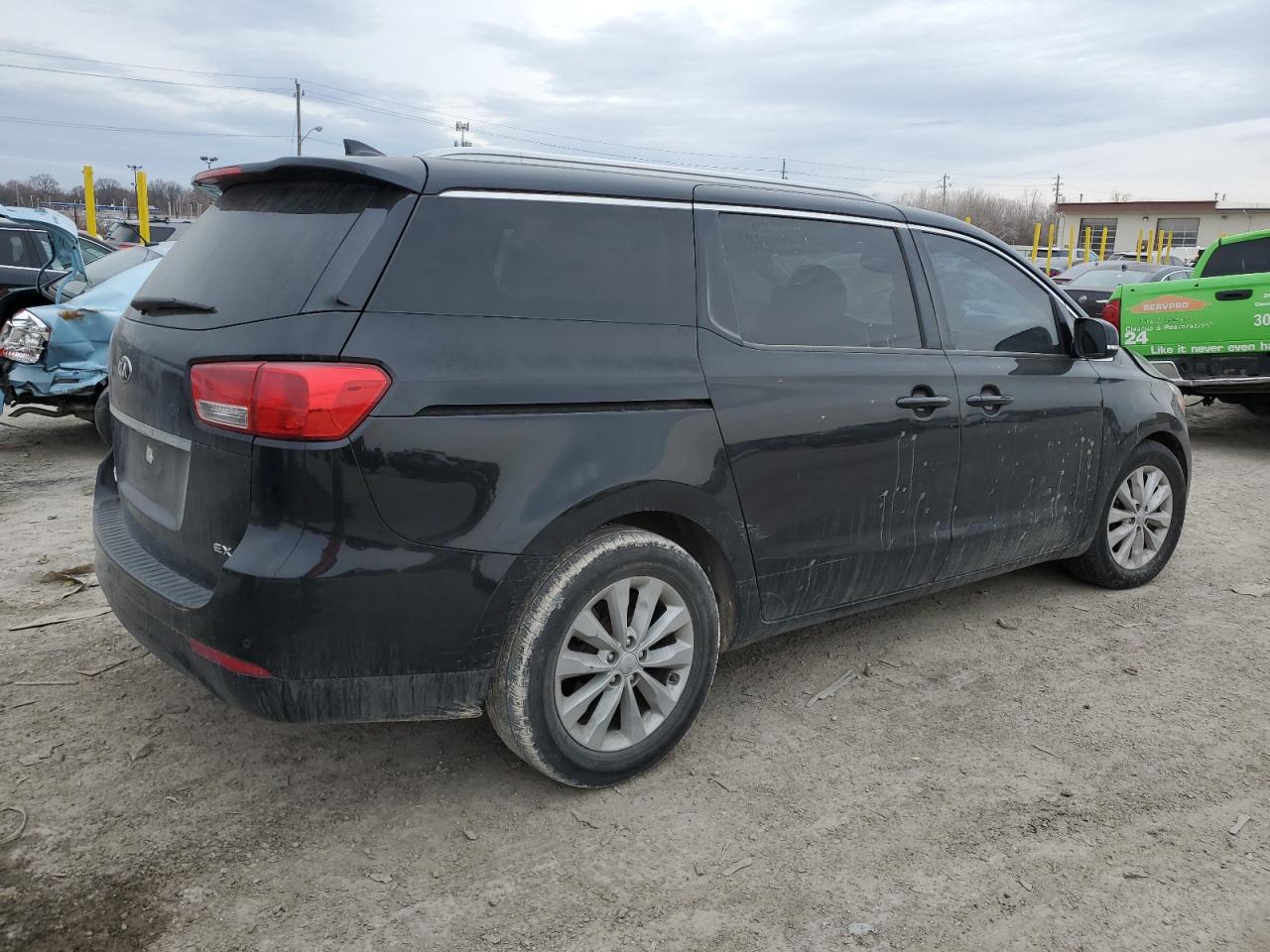 2016 Kia Sedona - Image 3