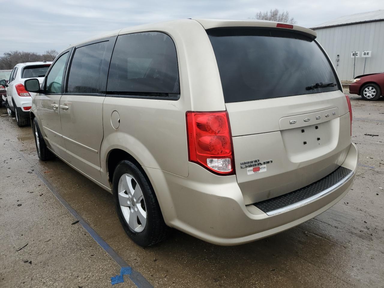 2013 Dodge Caravan - Image 2