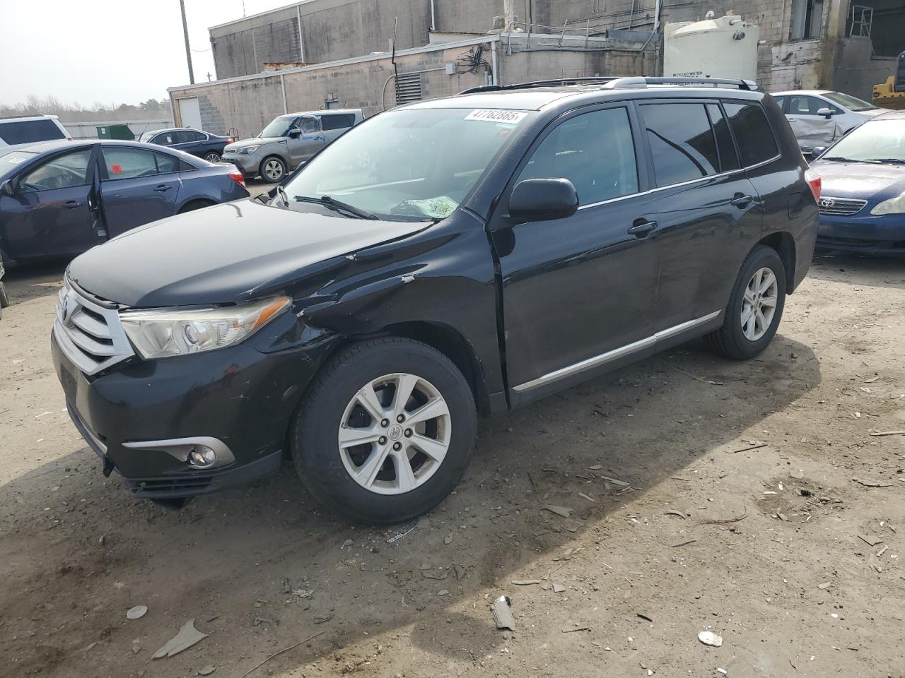2013 Toyota Highlander - Image 1