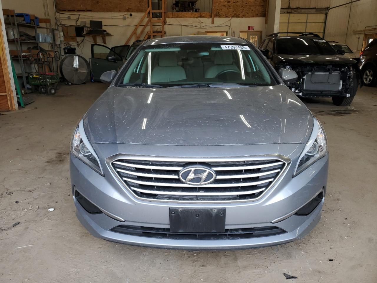 2017 Hyundai Sonata - Image 5