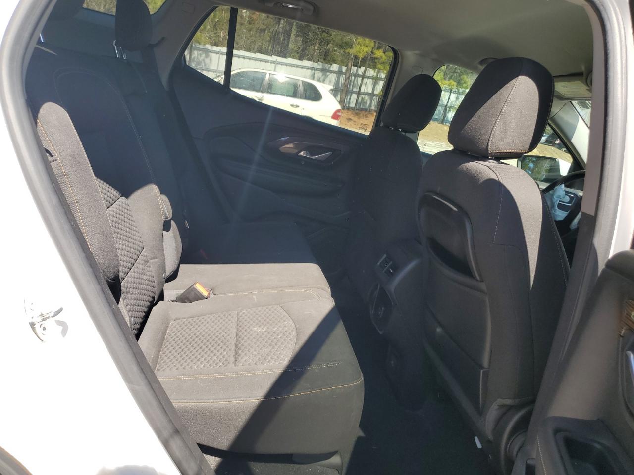 2019 GMC Terrain - Image 12
