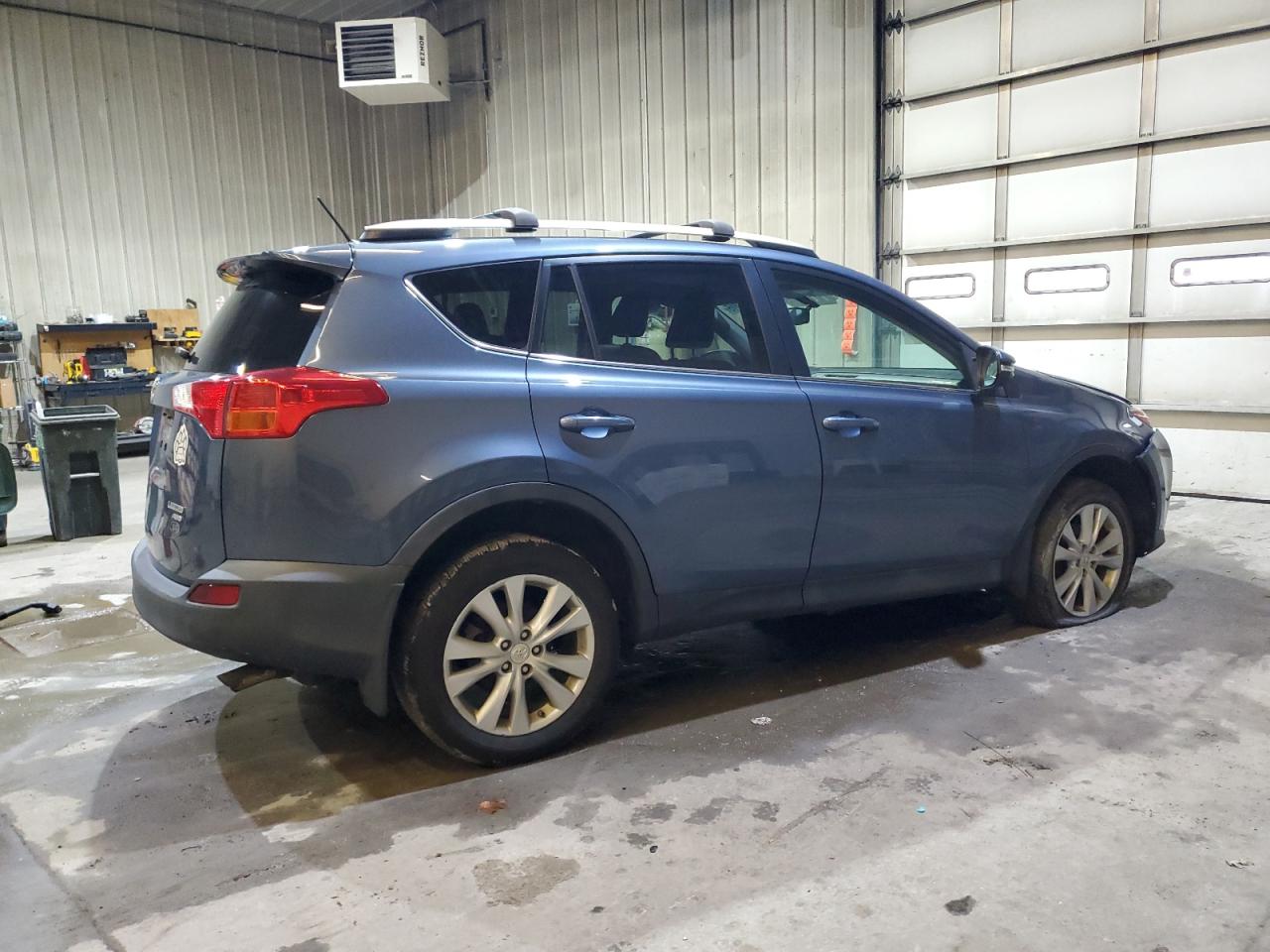 2013 Toyota RAV 4 - Image 3