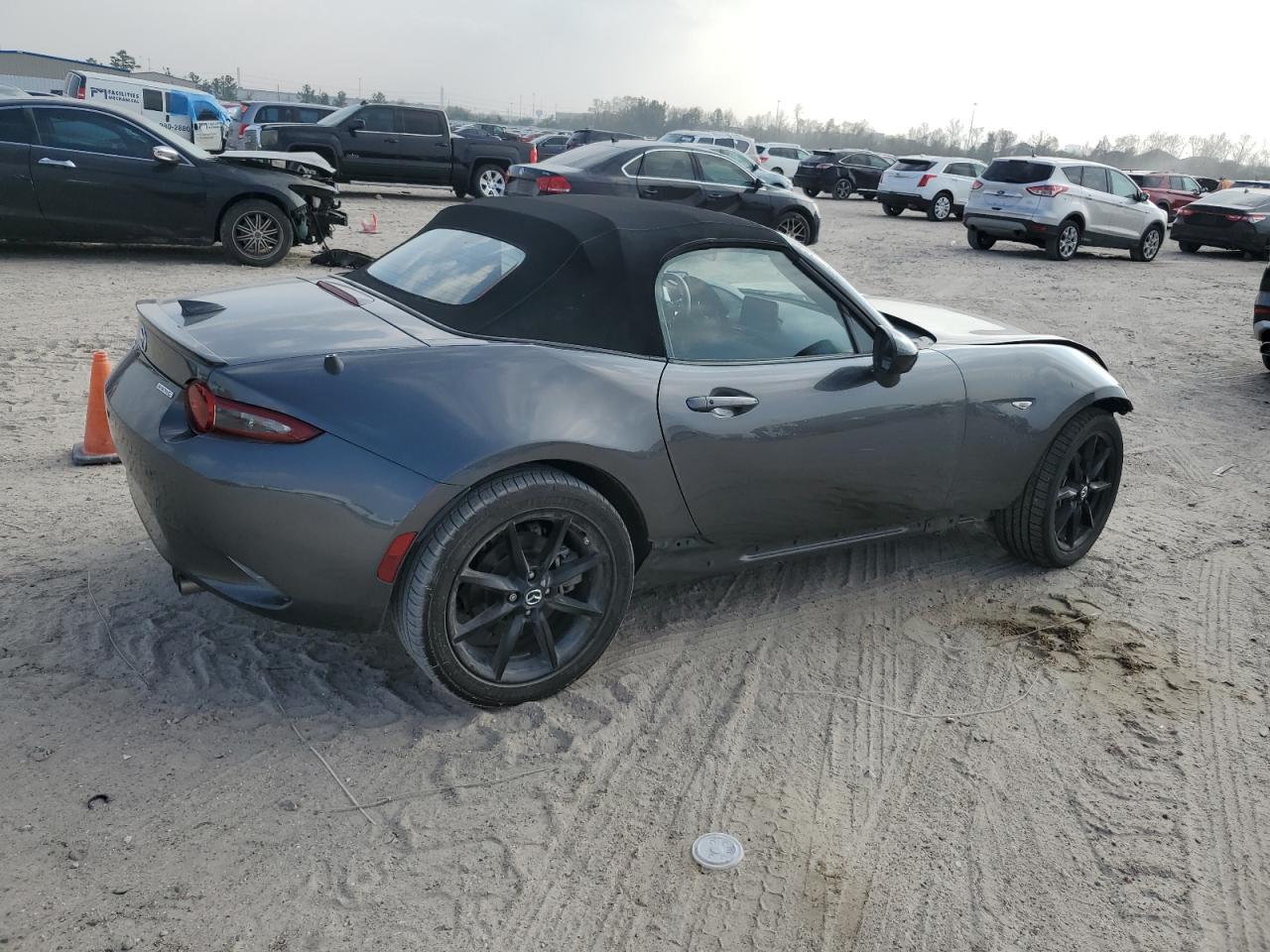 2021 Mazda MX-5 - Image 3