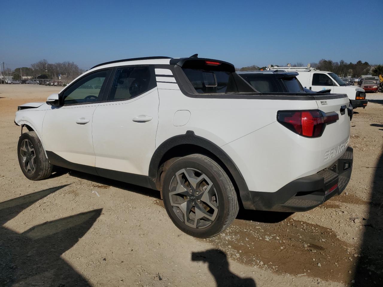 2023 Hyundai Santa Cruz - Image 2