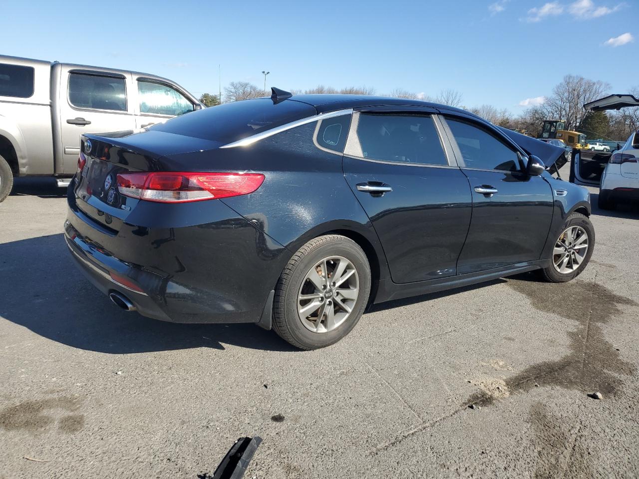 2016 Kia Optima - Image 3