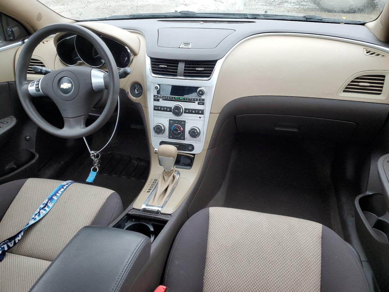 2009 Chevrolet Malibu - Image 8