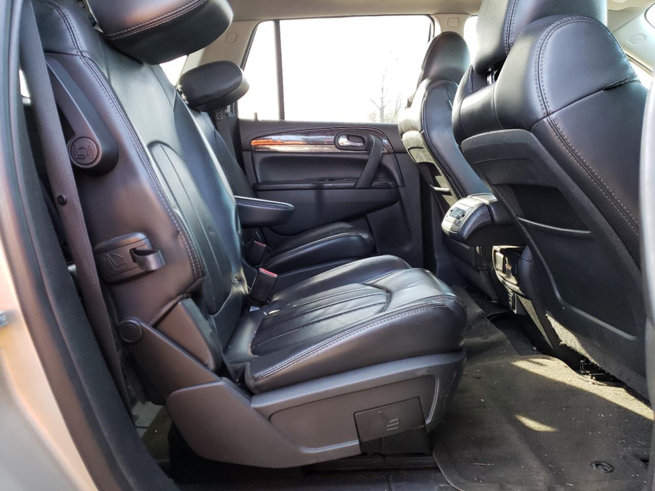 2015 Buick Enclave - Image 11