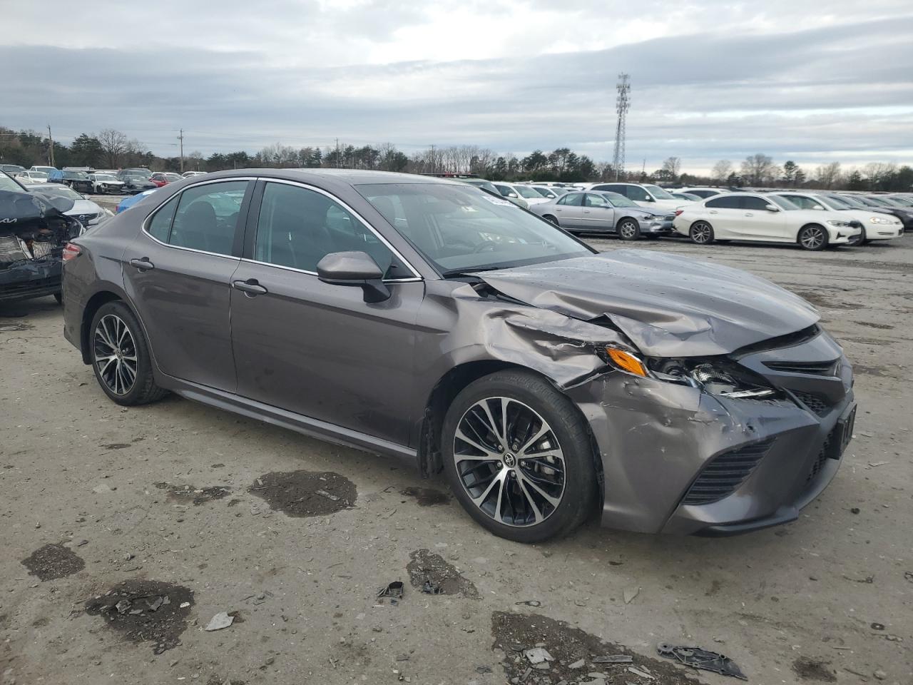 2020 Toyota Camry - Image 4