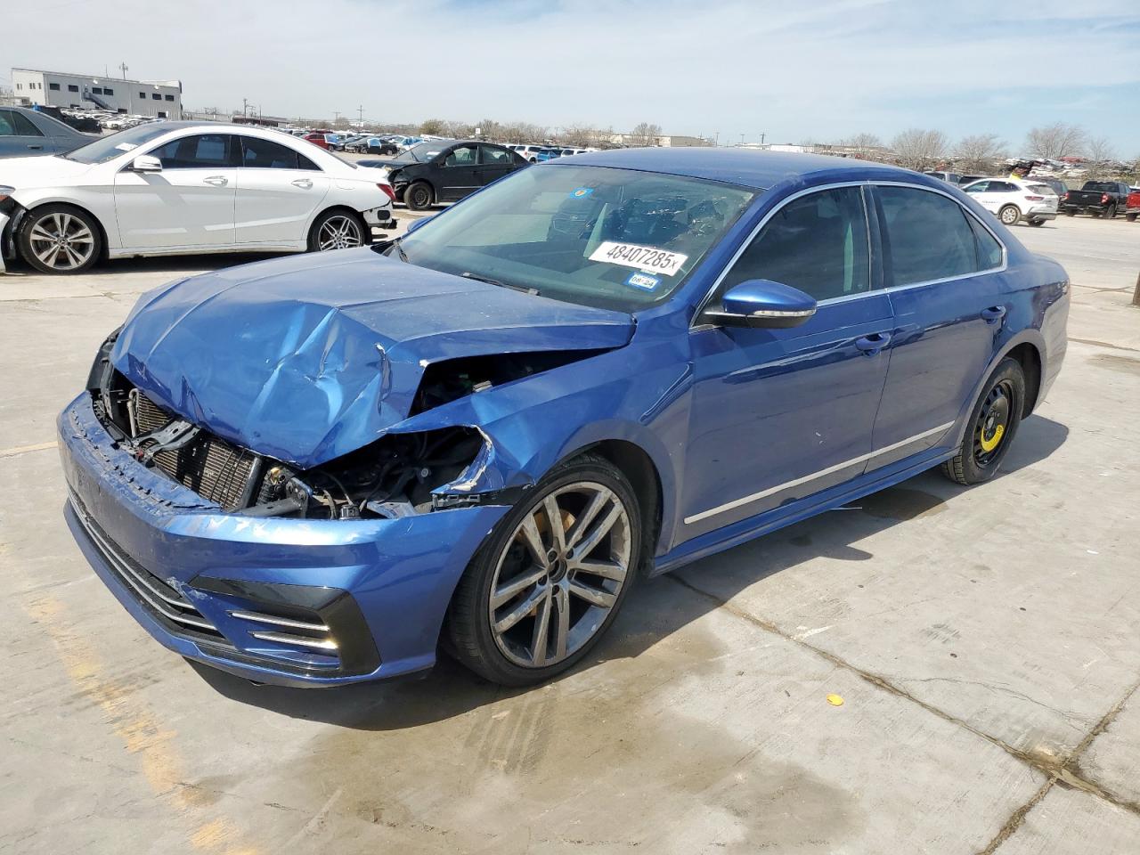 2016 Volkswagen Passat - Image 1