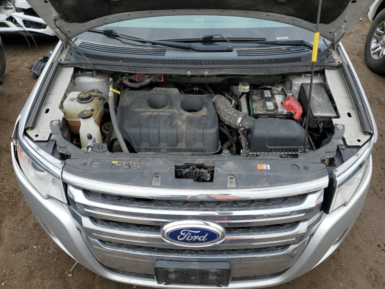 2014 Ford Edge - Image 11
