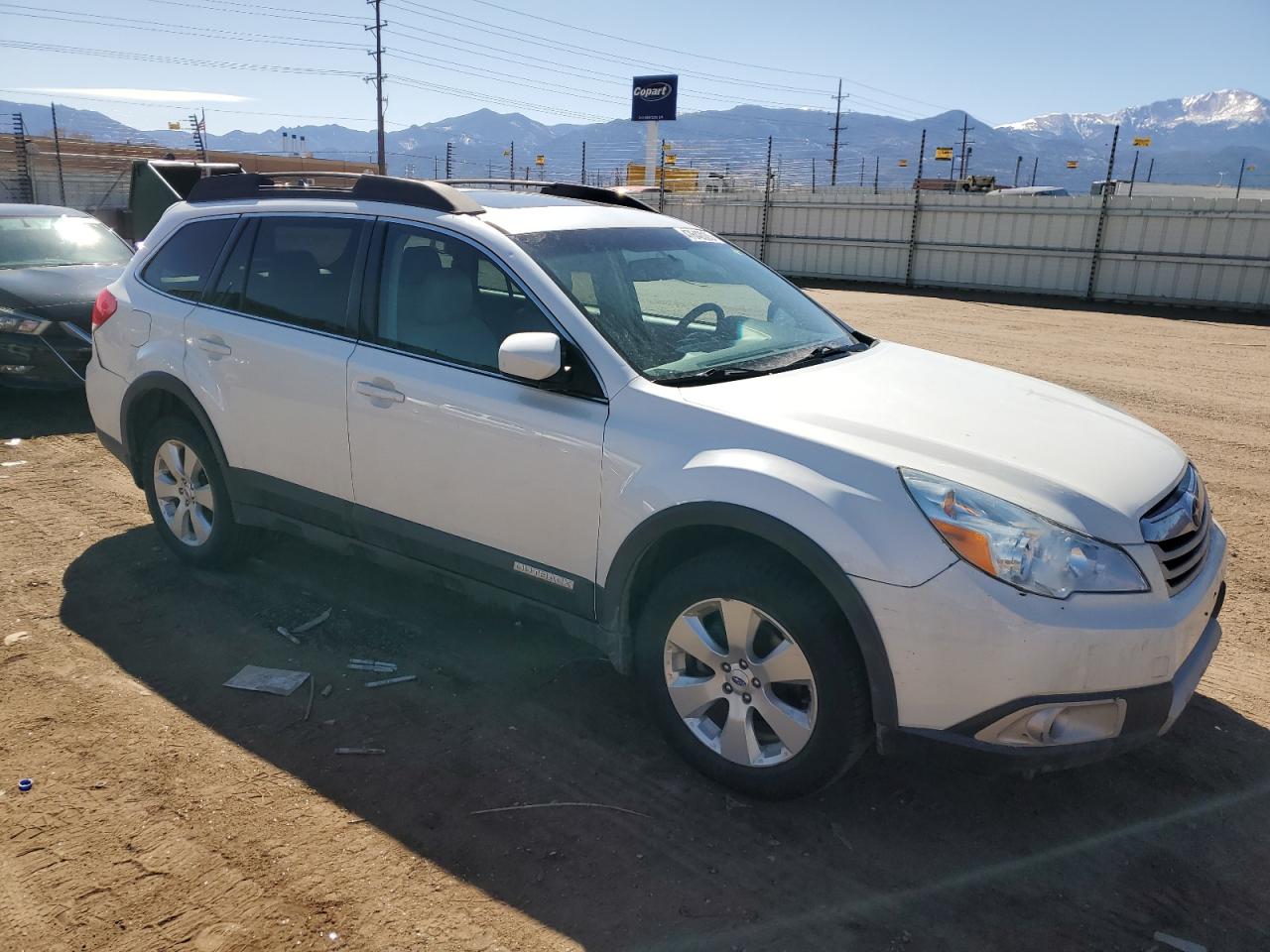 2012 Subaru Outback - Image 4