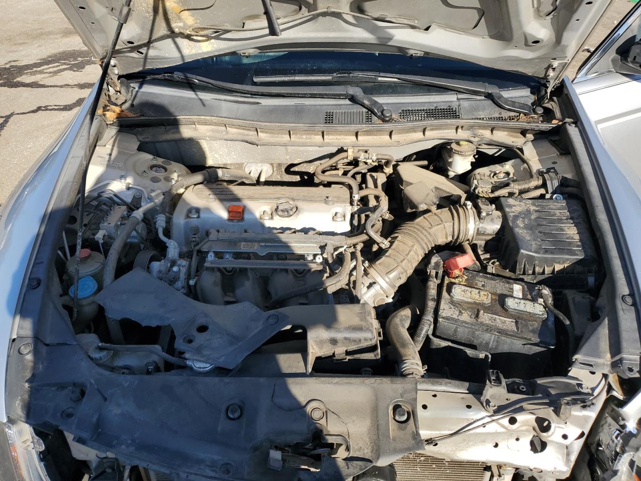 2012 Honda Accord - Image 11