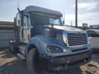 2010 Freightliner Columbia Semi Truck for Sale in Louisville, KY - Minor Dent/Scratches