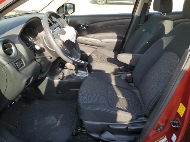  NISSAN VERSA 2019 Красный