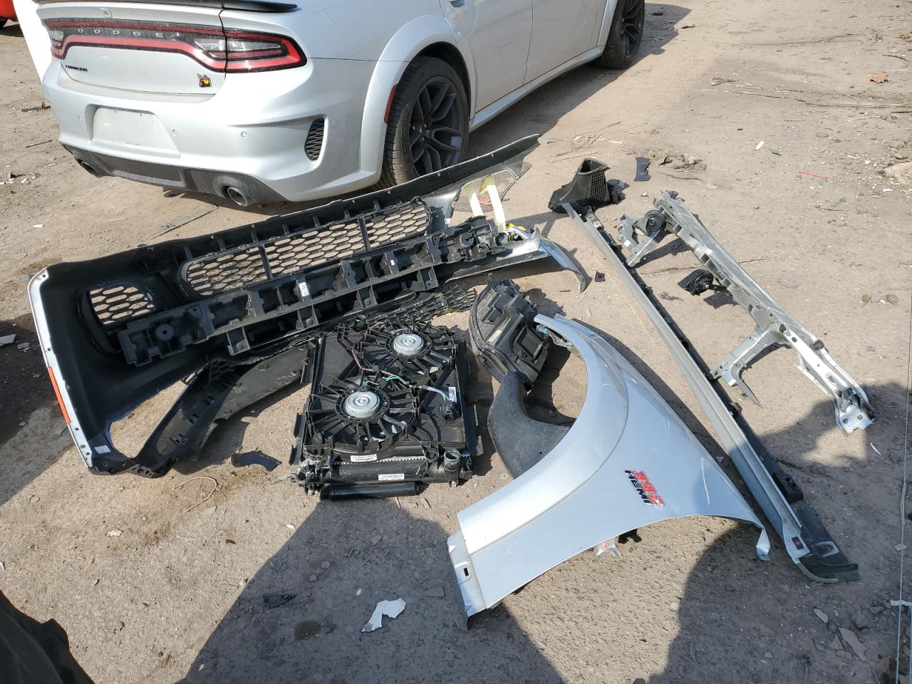 2021 Dodge Charger - Image 12