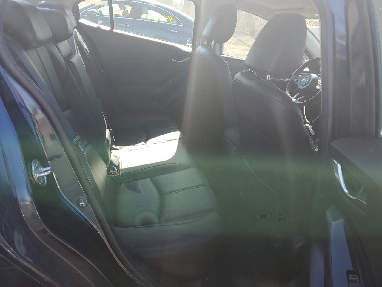 2018 Mazda 3 - Image 10
