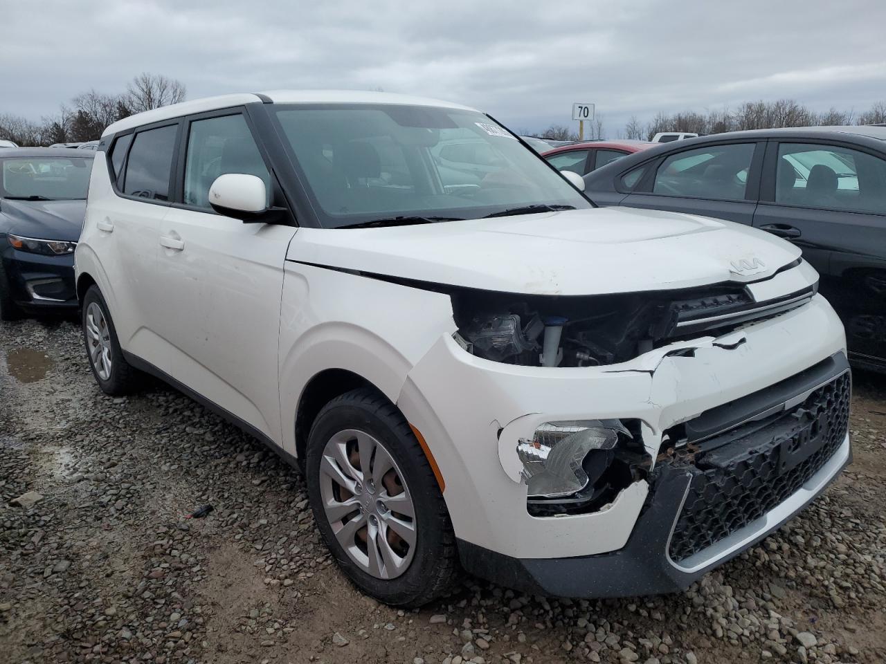 2022 Kia Soul - Image 4