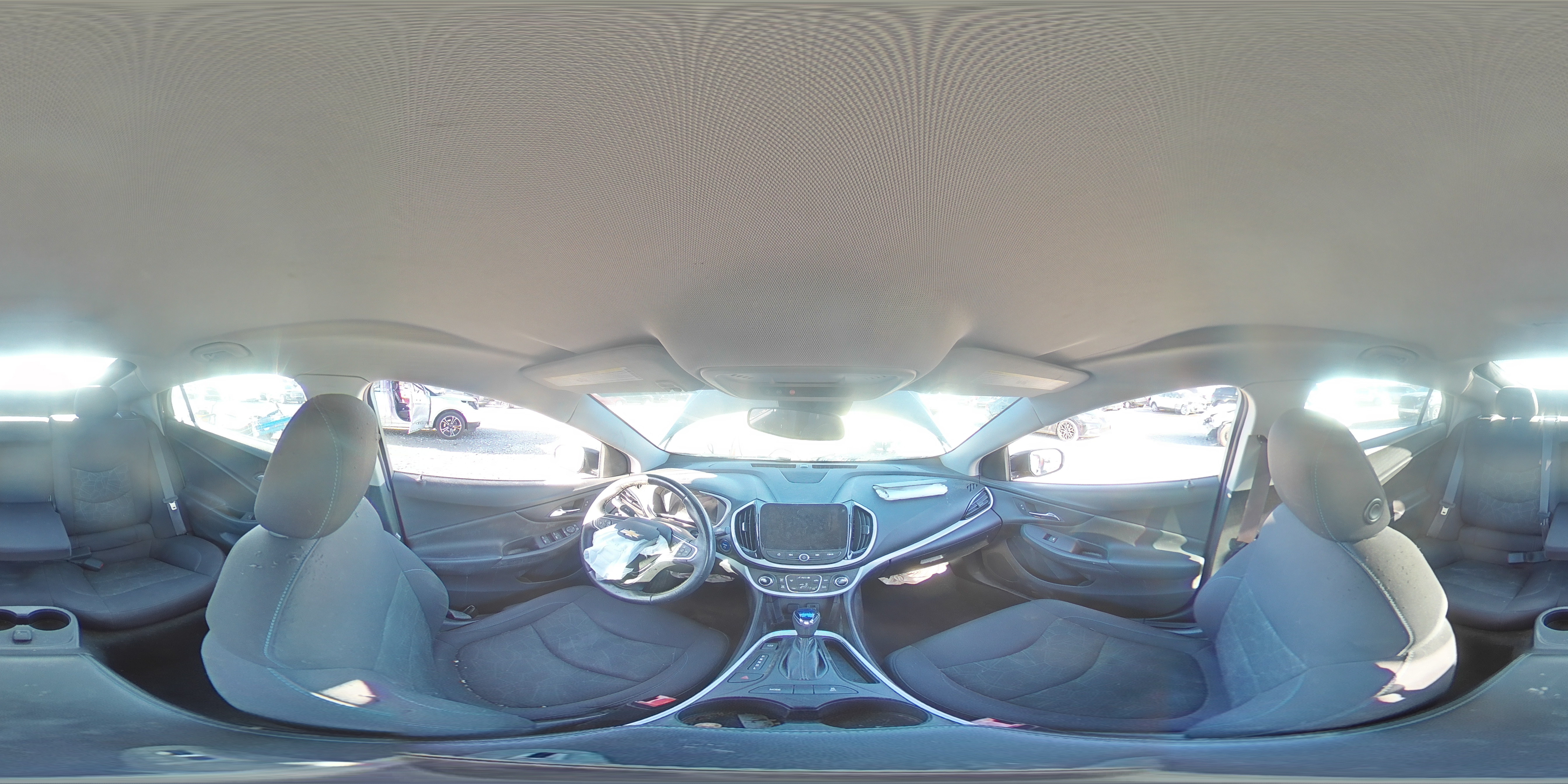 2017 Chevrolet Volt - Image 13