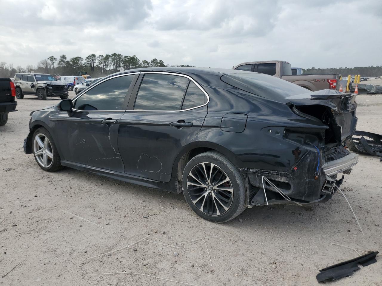 2018 Toyota Camry - Image 2