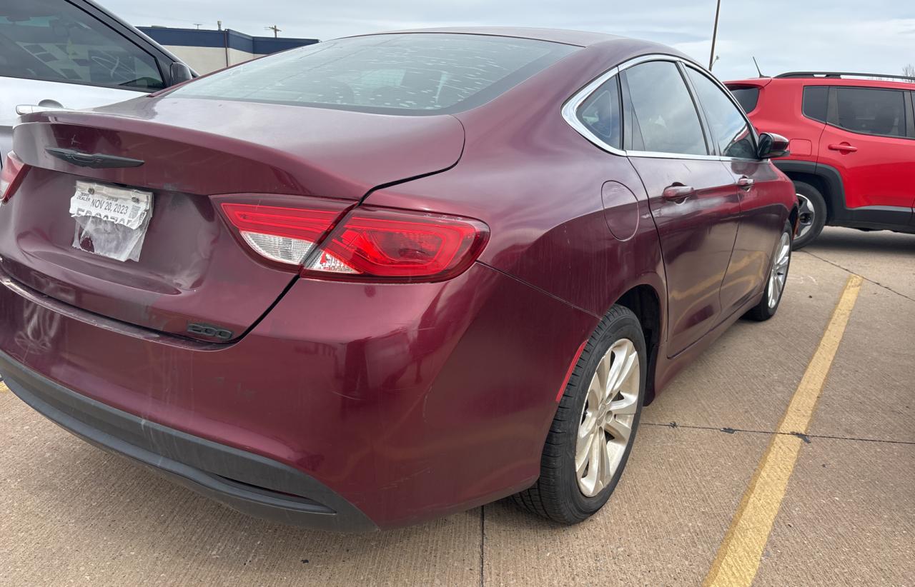 2016 Chrysler 200 - Image 4