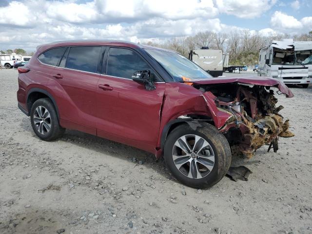  TOYOTA HIGHLANDER 2022 Red