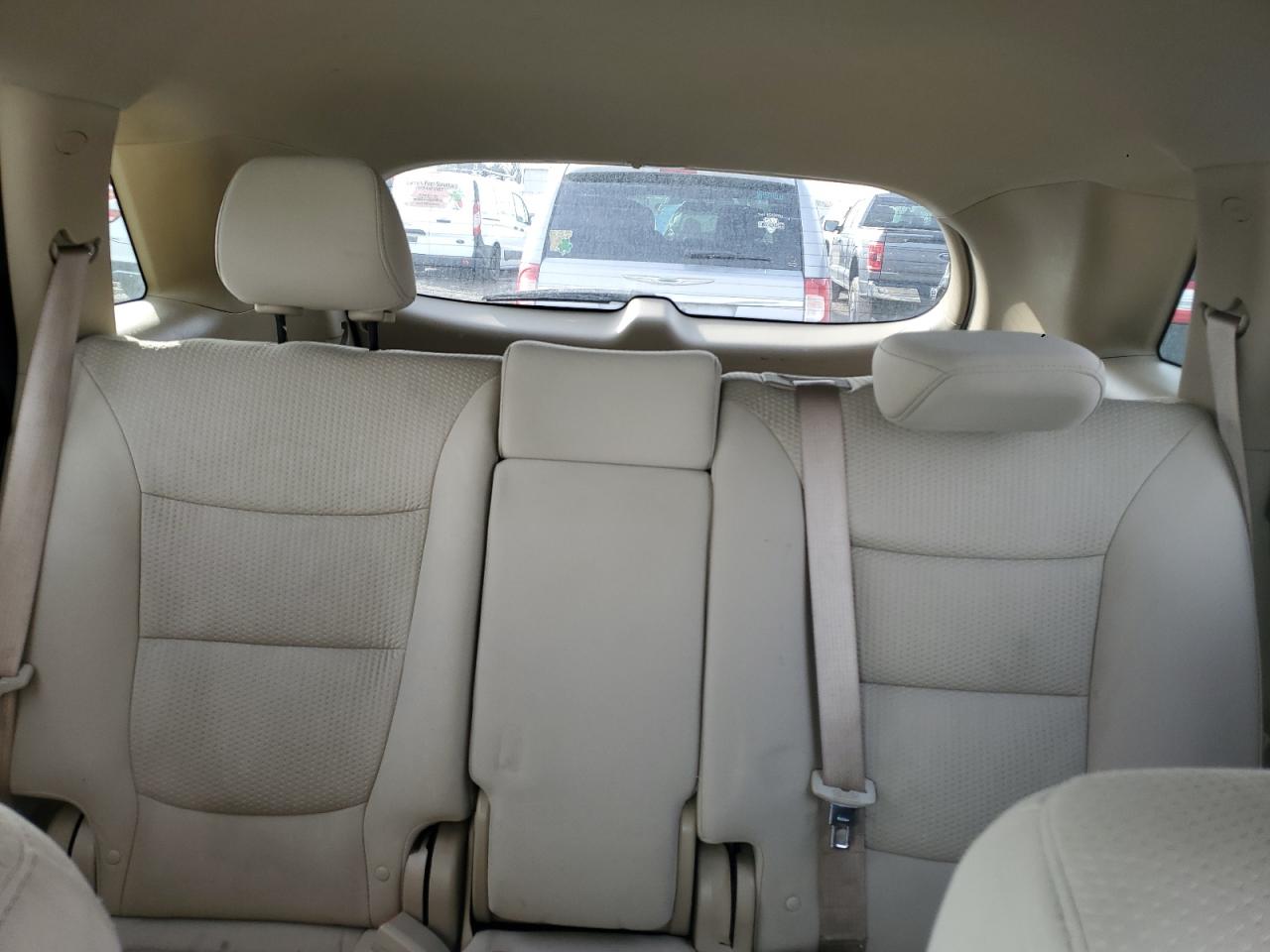 2011 Kia Sorento - Image 10