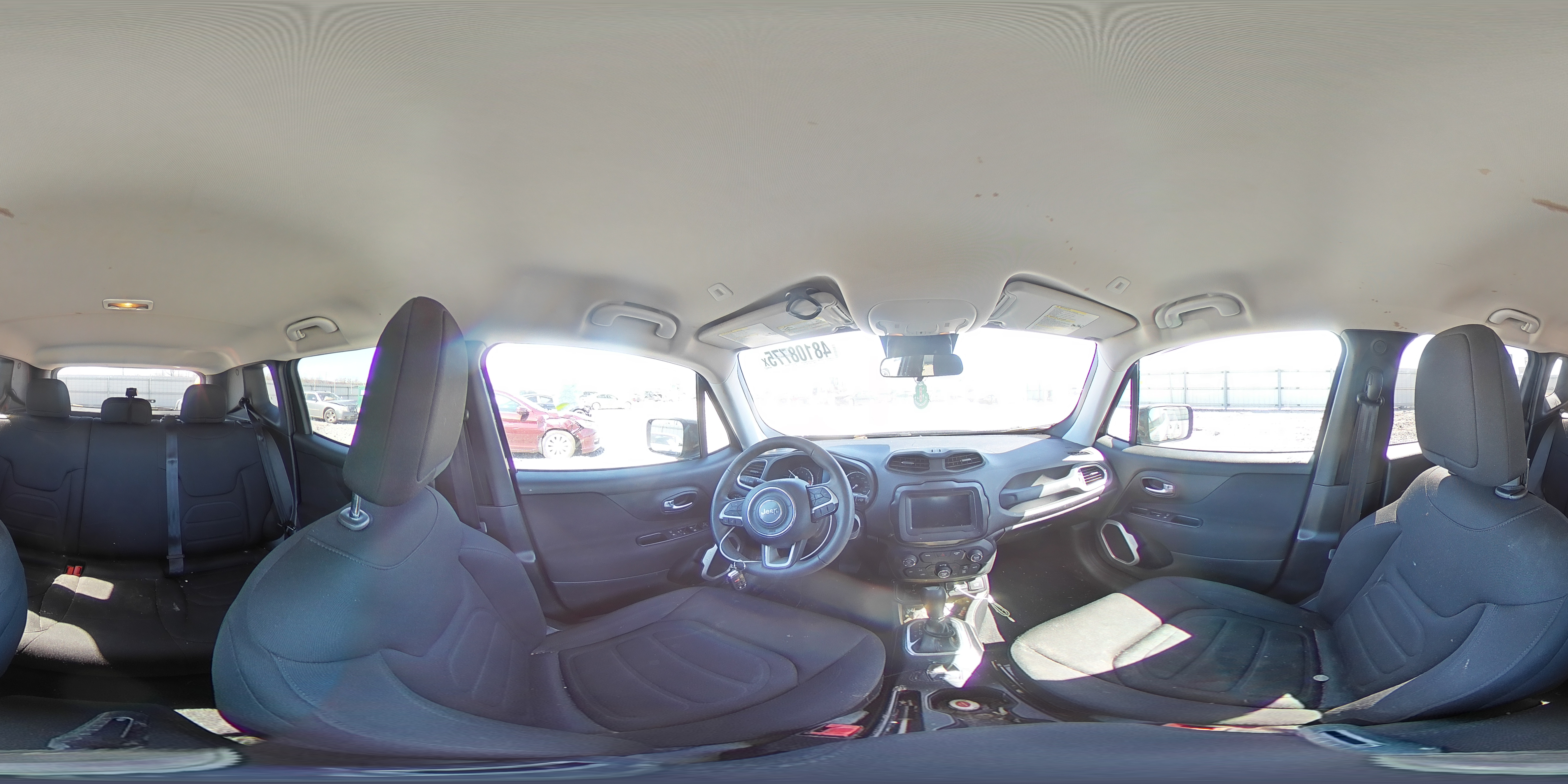 2018 Jeep Renegade - Image 12