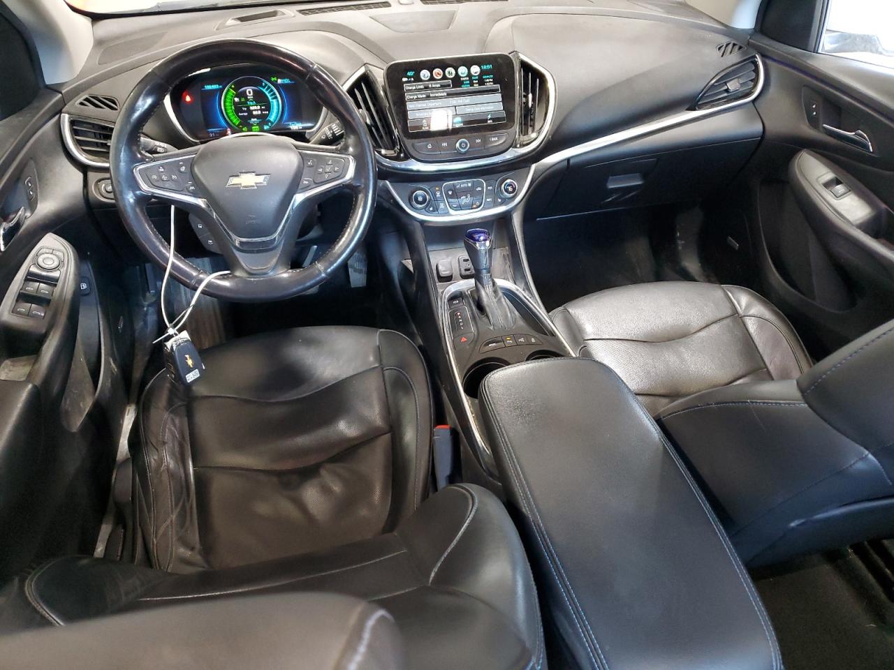 2018 Chevrolet Volt - Image 8