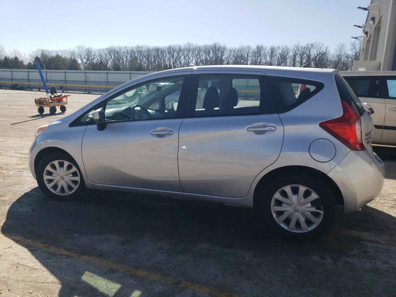 2015 Nissan Versa - Image 2