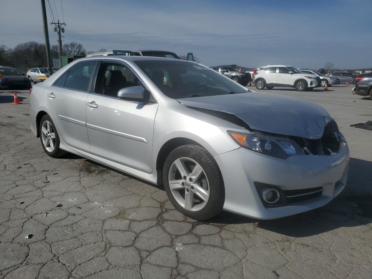 2014 Toyota Camry - Image 4