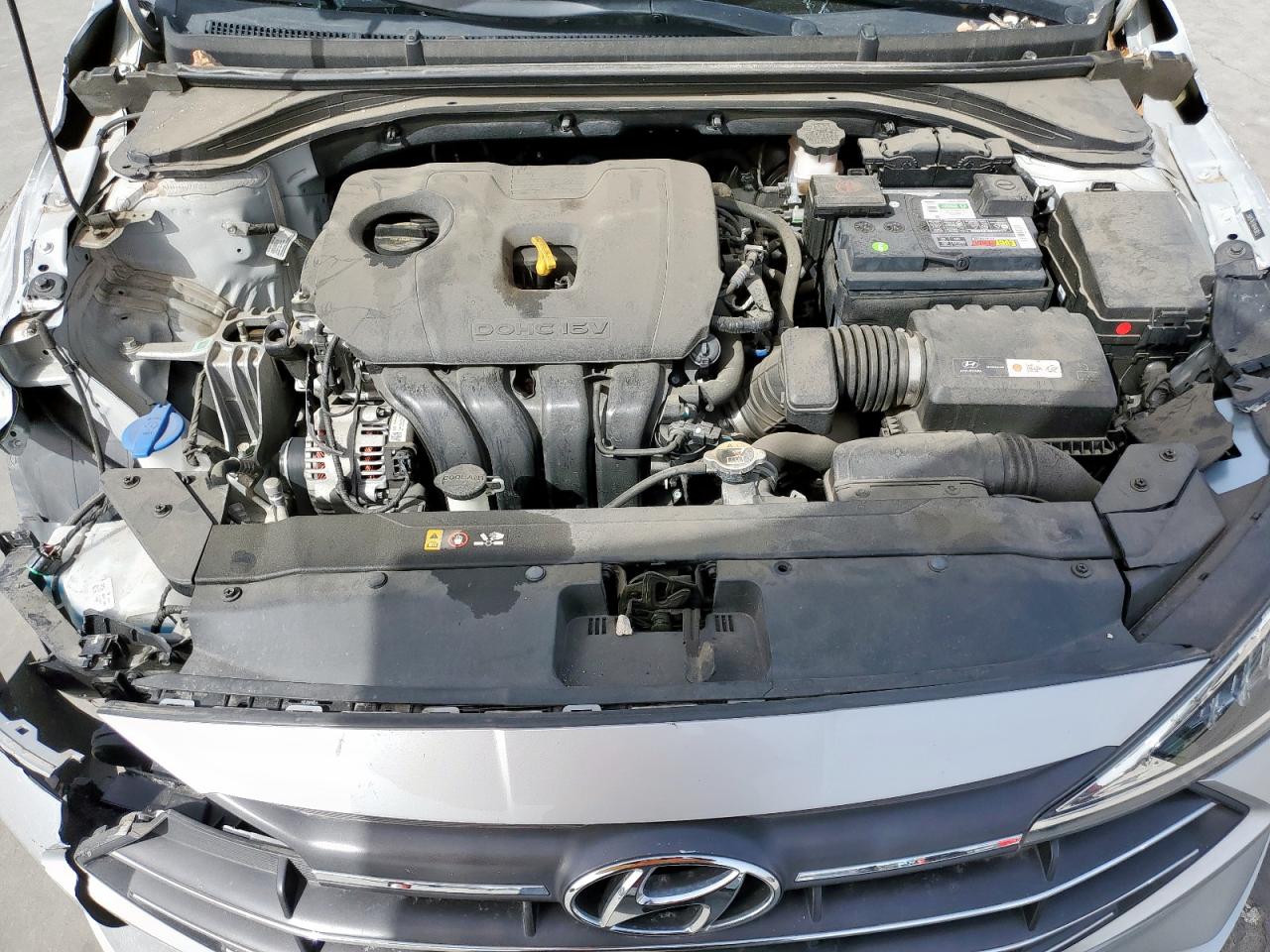 2019 Hyundai Elantra - Image 11