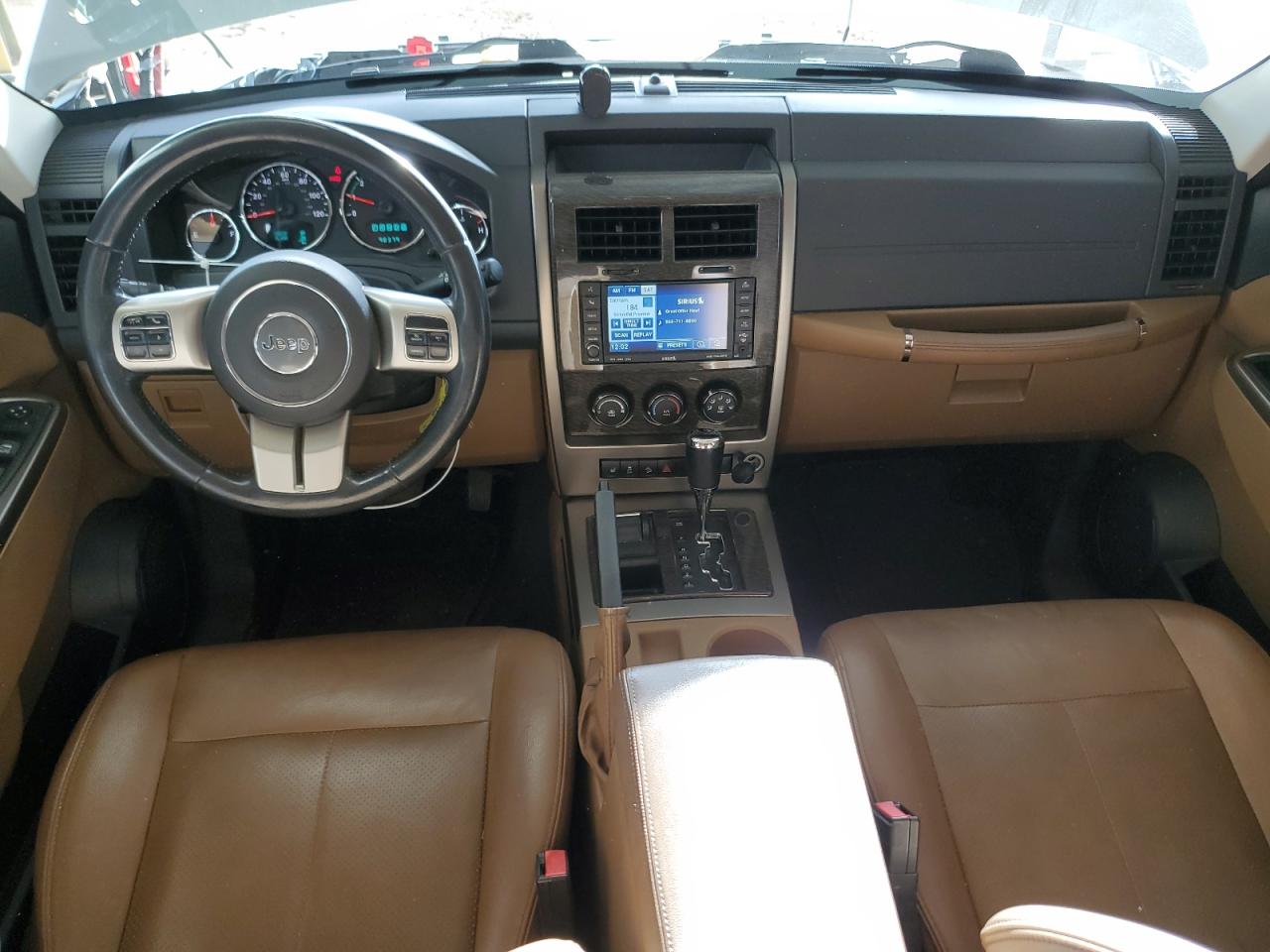 2011 Jeep Liberty (North America) - Image 8