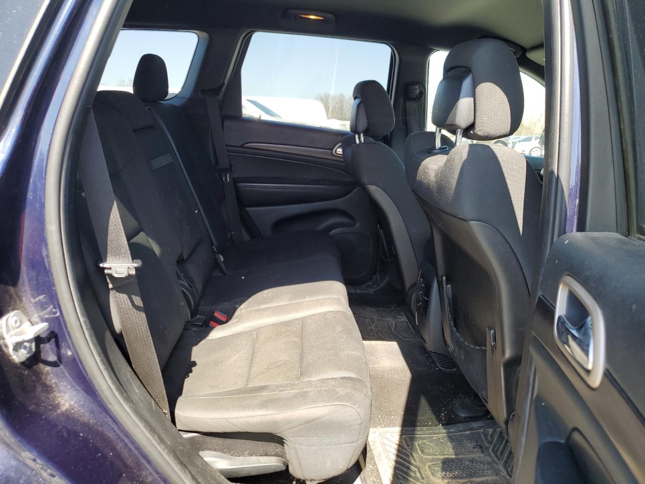 2014 Jeep Grand Cherokee - Image 11