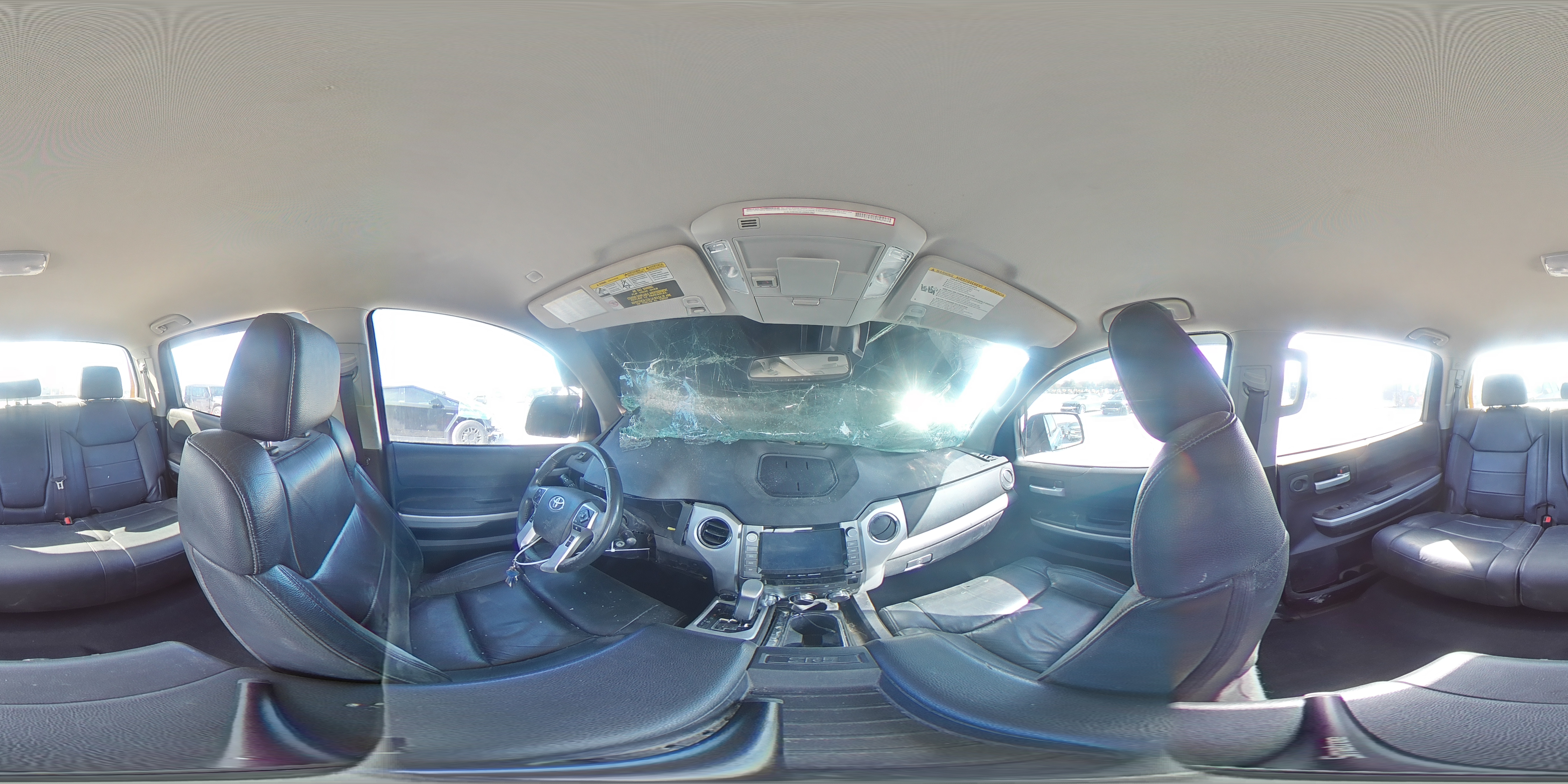 2020 Toyota Tundra - Image 14